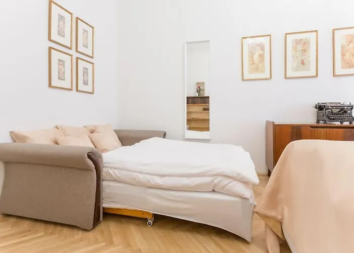 Days - Three-bedroom With Balcony Apartment